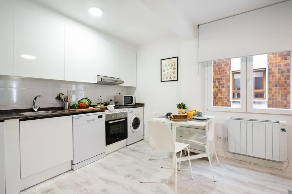 Ferienwohnung Piso En El Corazon De Gijón Exterior foto