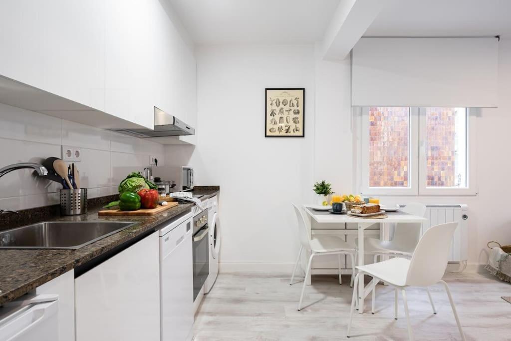 Ferienwohnung Piso En El Corazon De Gijón Exterior foto
